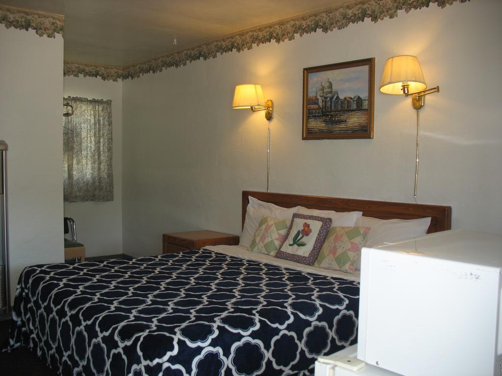 Travel Inn Roseburg Buitenkant foto