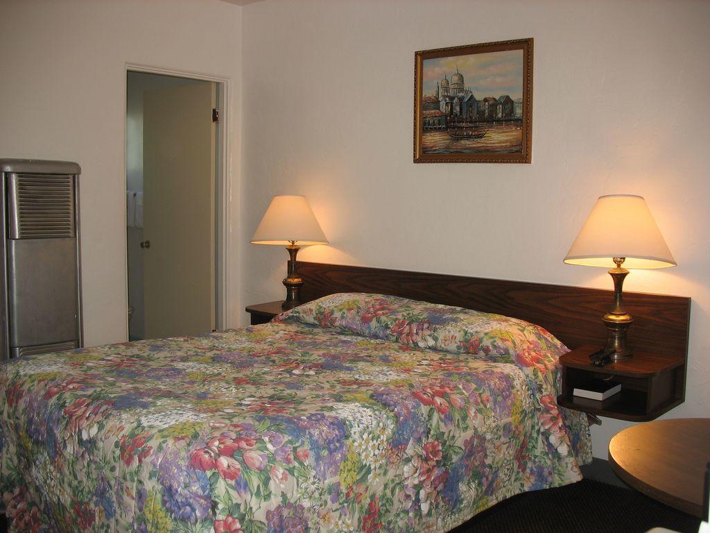 Travel Inn Roseburg Buitenkant foto