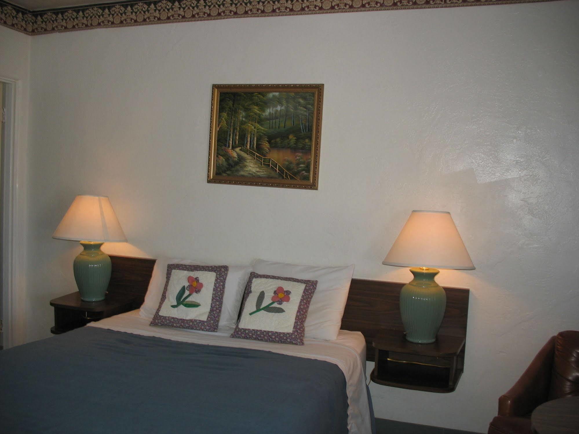 Travel Inn Roseburg Buitenkant foto