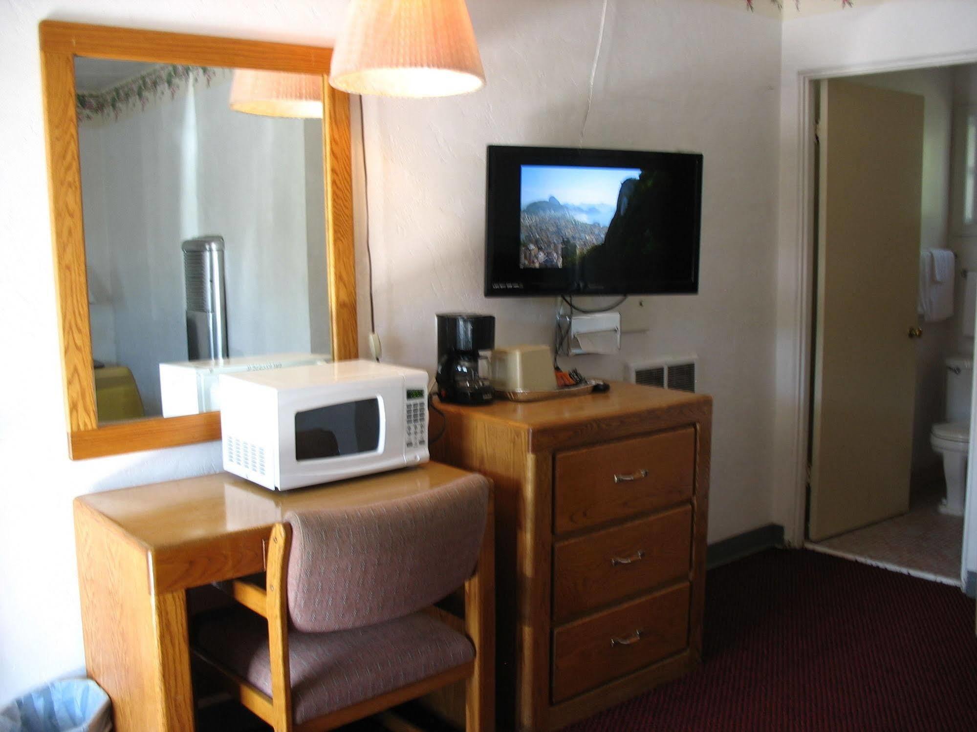 Travel Inn Roseburg Buitenkant foto